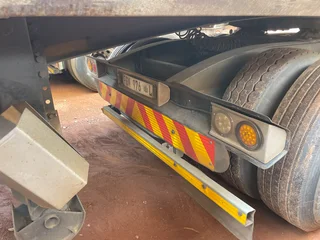 2018 SA Truck bodies super link tautliner