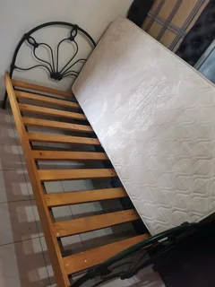 Two single beds 2 matrasses