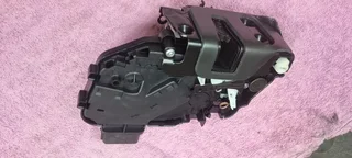 Door lock Autuator rear left for LR2,lr3,lr4and range sport lr011303