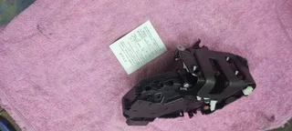 Door lock Autuator rear left for LR2,lr3,lr4and range sport lr011303