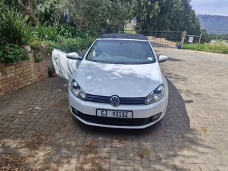 2013 Volkswagen Golf Convertible