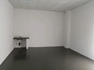 Mini warehouse in secure property