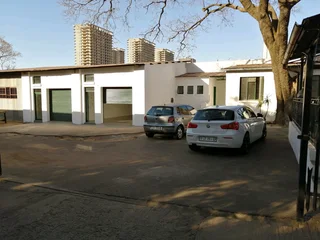 Mini warehouse in secure property