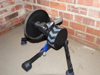 Brand New Wahoo KICKR (v5) Smart Bike Trainer