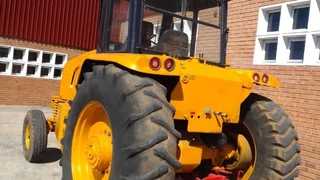 2005 BELL 1226 4x2 TRACTOR