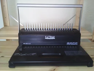 Le&#39; Stat U12 iBind 450 Sheet Comb Binding Machine