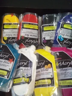 ArtAcryl -Artist Quality Acrylic Paints in Squeeza Pouches - 8 x 500 ml