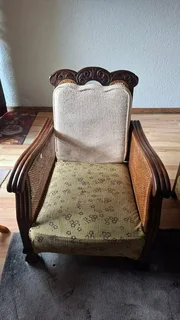 Vintage 3-Piece Solid Wood Lounge Suite Emboya