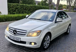 Mercedes-Benz C200k Avantgarde Automatic