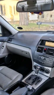 Mercedes-Benz C200k Avantgarde Automatic