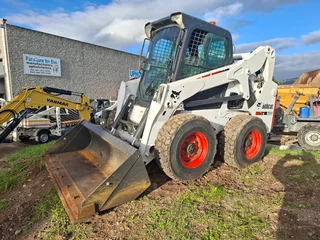 2017 Bobcat S650HF Skidsteer (Enclosed Cab)