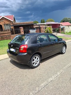 2004 Toyota Runx Hatchback