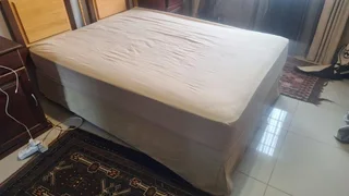 Sealy Posturepedic Double Bed &amp; Base