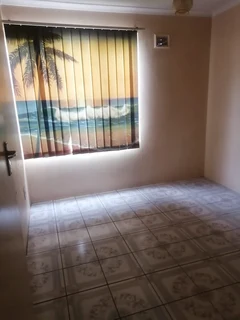 Bellair durban  garden simplex for sale  550 000 TiTLE DEED with me. Put sale