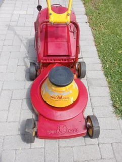 Lawnmower Electric Wolf Cast Iron Chassis