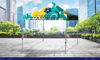 Fence wrap banners flags