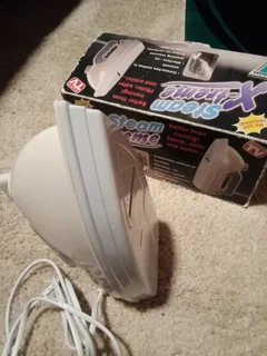 Steamer- Clothes and linen for sale!