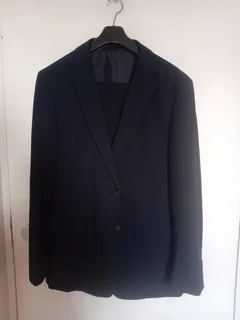Navy blue suit  for sale !