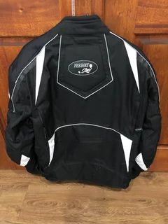 YESBIKE MOTORBIKE JACKETS &#43; MT HELMETS