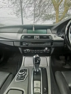 BMW F10 523i M Sport - Auto (F.S.H)