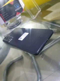 Samsung  S21 fe - Dual Sim - Like New!