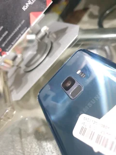 Samsung S9 - Blue - Like New!