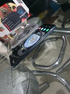 Samsung S9 - Blue - Like New!