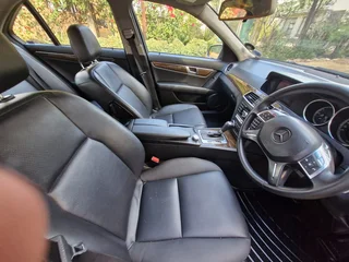 Excellent 2013 Mercedes-Benz C Class for sale