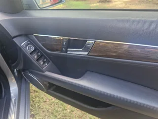 Excellent 2013 Mercedes-Benz C Class for sale