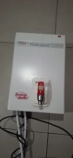 Electric geyser - 5 liters, 1500w, 230v