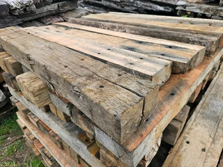 Rrailway sleepers
