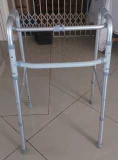 Wheelchair and walker combo