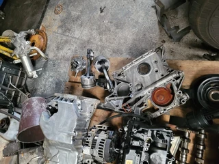 Cylinder head for Mercedes E220 diesel engine