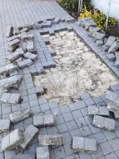 Construction service&#39;s including Tar Surfacing, Paving, Excavation and