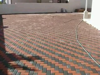 Construction service&#39;s including Tar Surfacing, Paving, Excavation and