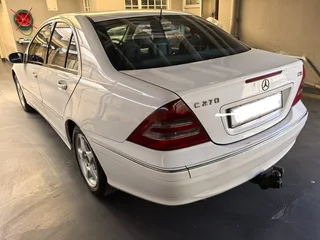 2004 Mercedes-Benz C-270 CDI