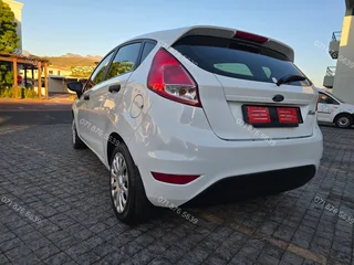 2017 Ford Fiesta 1.4 Ambiente 5-Door