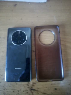 HUAWEI mate 50 pro...8Gb Ram 256Gb internal memory