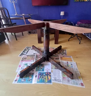 Dining Room Table Round 137cm dia