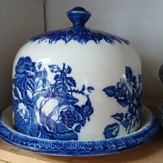 Blakeney Stoke on Kent Ironstone Reproduction Stilton Dome