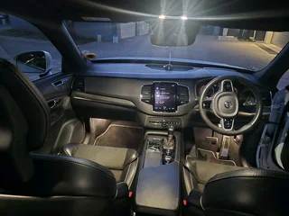 2018 Volvo XC90 D5 R-Design