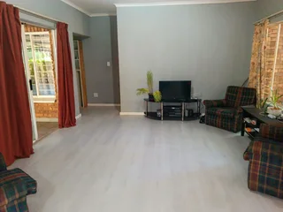 3 Bed, 2 Bed House &amp; Cottage To Rent Near Garsfontein Hoërskool