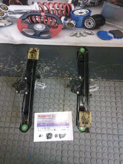 2015 Ford Ranger D/cab Rear window mechanism