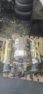 Lexus v8 4.0 1uz Engine complete