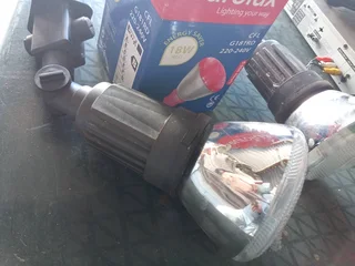 GARDEN OUSIDE LIGHTS