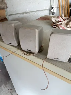 Speakers - Ad Posted By Elaine Tomlinson