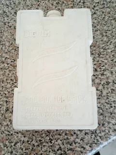 LARGE. COOL BAG AND BOXES COMPLETE WITH ICE BLOCK