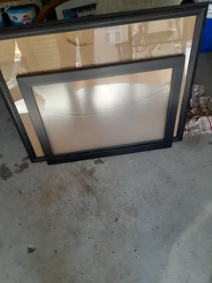 5 GLASS PICTURE FRAMES