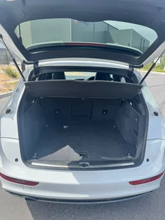 Audi Q5 2.0TDI S Quattro Auto