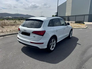 Audi Q5 2.0TDI S Quattro Auto